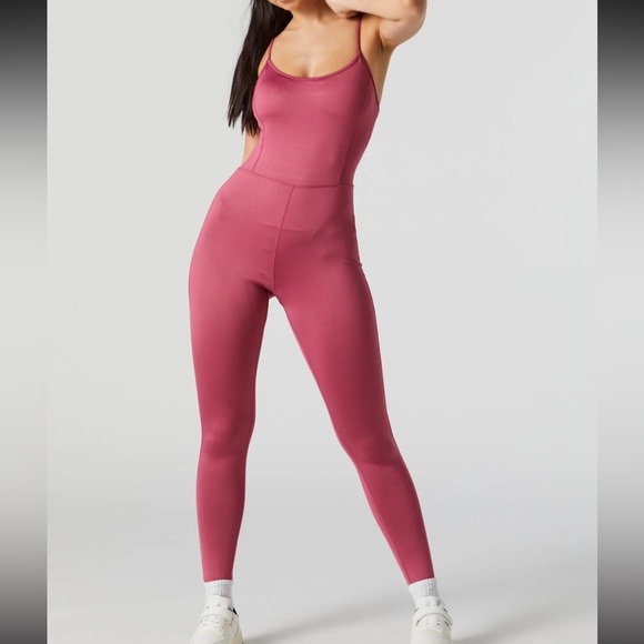 BNWOT Scoop Neck Active Jumpsuit - Picture 1 of 3